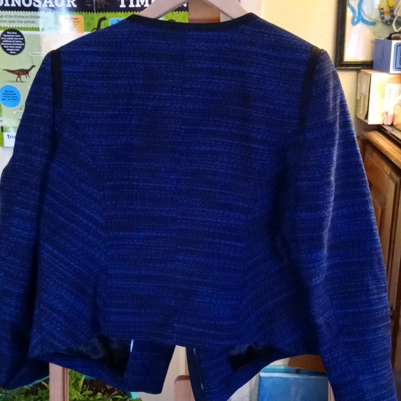 Mary Kay by Two hill Blue Blazer - Picture 3 of 4